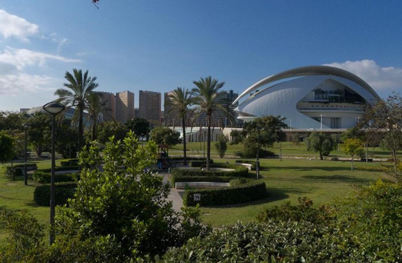 Master&Commander Hotel Valencia Bagian luar foto